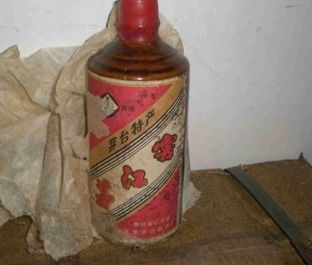 醇香与视觉的双重盛宴 江顺酒水品牌体验探秘